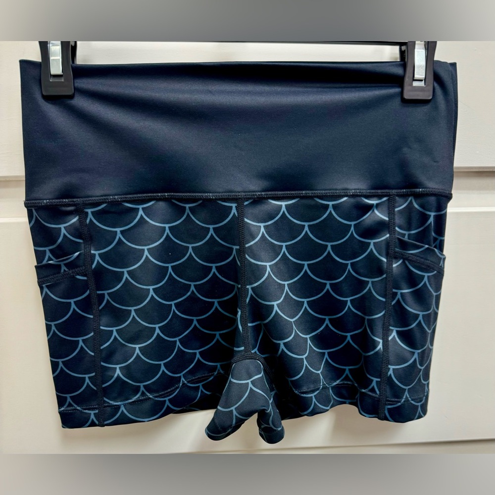 Constantly Varied Gear 2.5 inch shorts